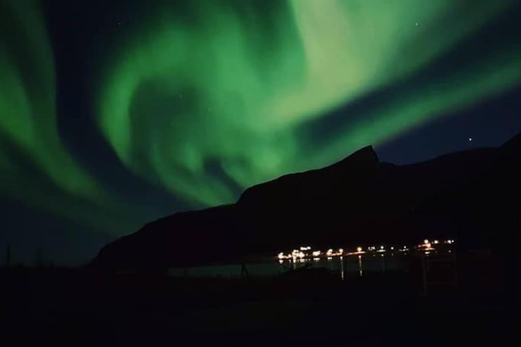 Leilighet I Rorbu Pa Kaldfarnes - Yttersia Senja Экстерьер фото