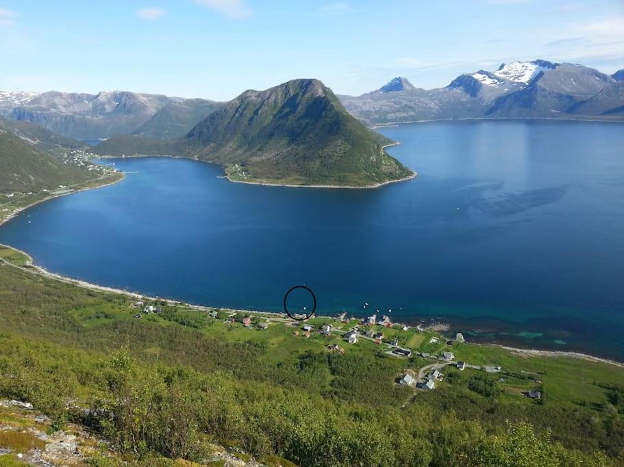 Leilighet I Rorbu Pa Kaldfarnes - Yttersia Senja Экстерьер фото